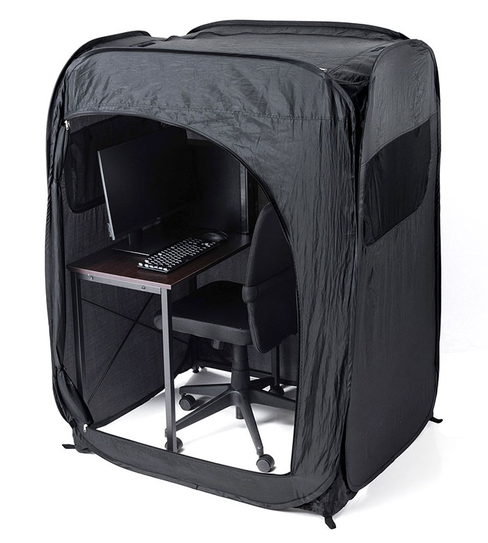 foldable-indoors-tent-office-12-5e946f295f65d__700 Karantina günlerine pratik çözüm: "Taşınabilir Ofis"