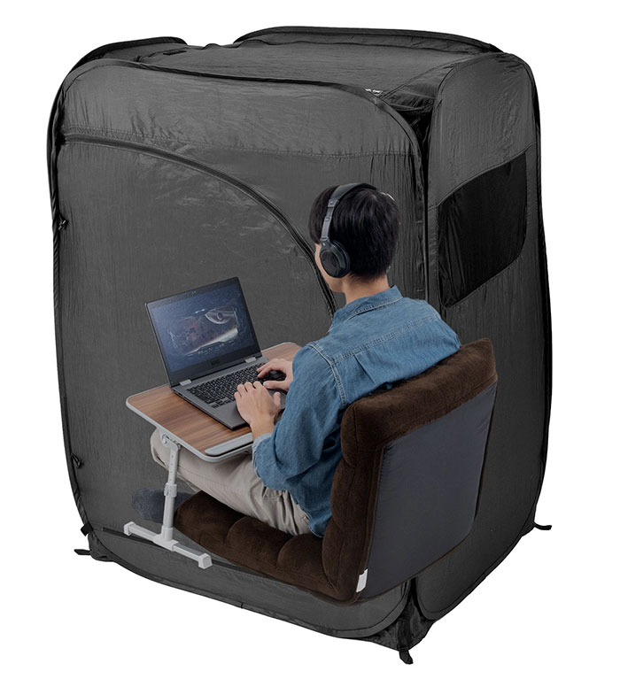 foldable-indoors-tent-office-17-5e946f30d16bd__700 Karantina günlerine pratik çözüm: "Taşınabilir Ofis"
